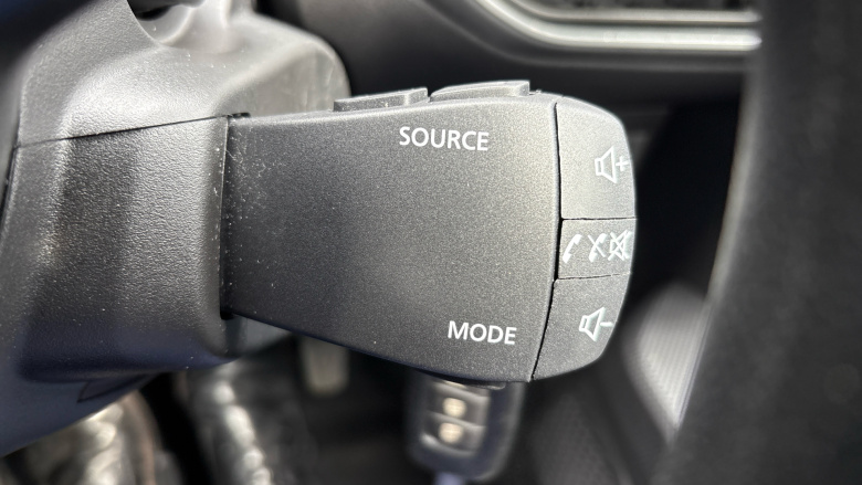 Dacia Sandero 1.0 Tce Essential 5dr Petrol Hatchback